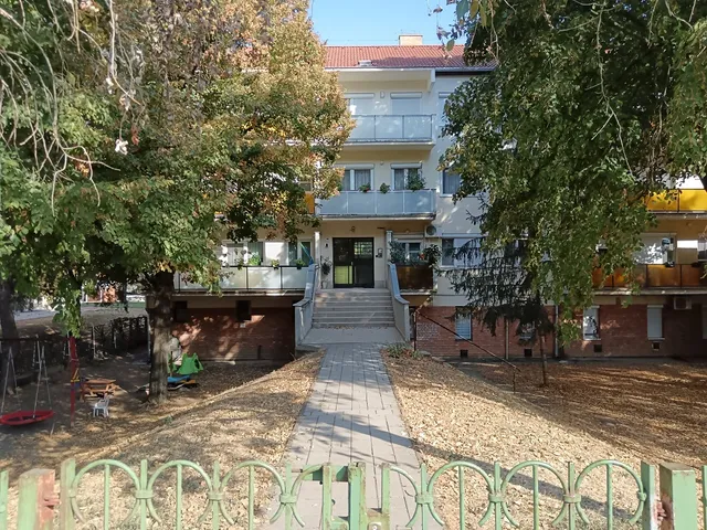 Eladó lakás Szeged 1478 nm