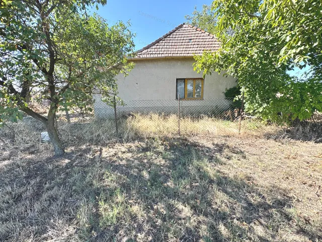 Eladó mezőgazdasági ingatlan Szarvas 108 nm