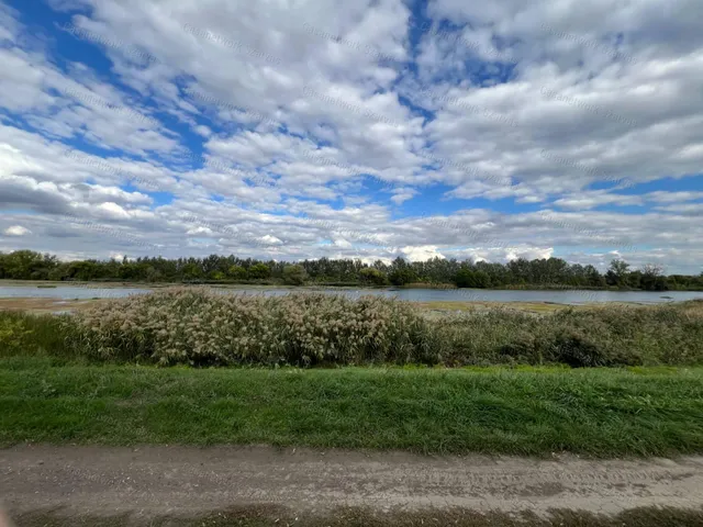 Eladó telek Mezőtúr 707 nm