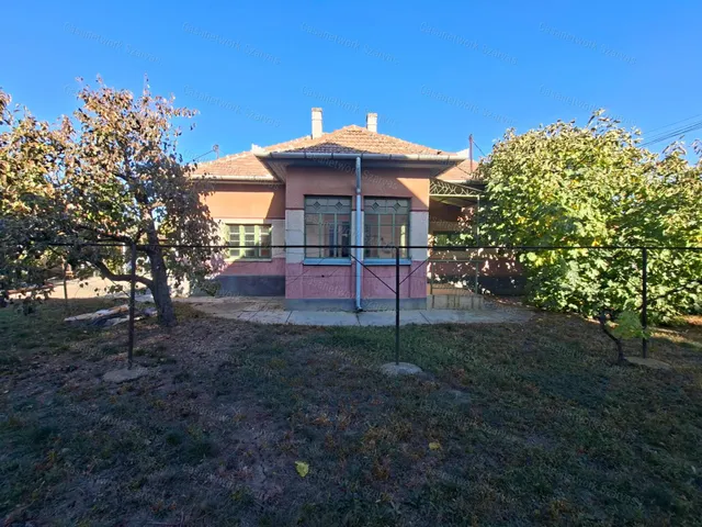 Eladó ház Békésszentandrás 83 nm