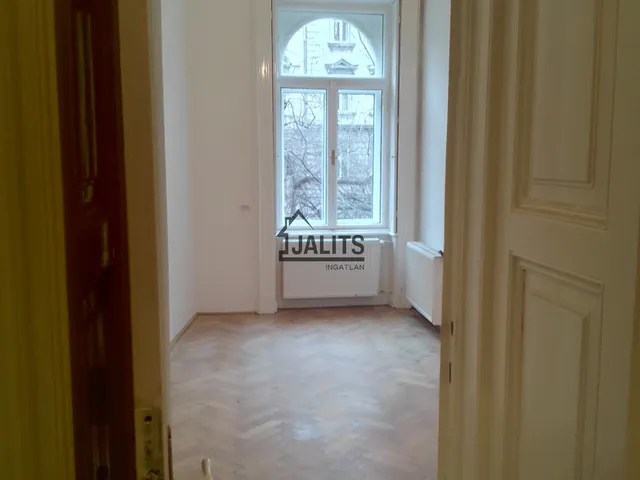 Kiadó lakás Budapest VI. kerület 80 nm