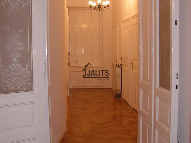 Kiadó lakás Budapest VI. kerület 80 nm