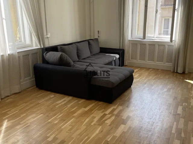 Eladó lakás Budapest VI. kerület 77 nm