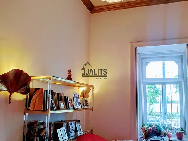 Eladó lakás Budapest I. kerület 130 nm