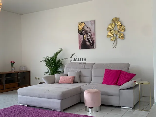Eladó ház Solymár 320 nm