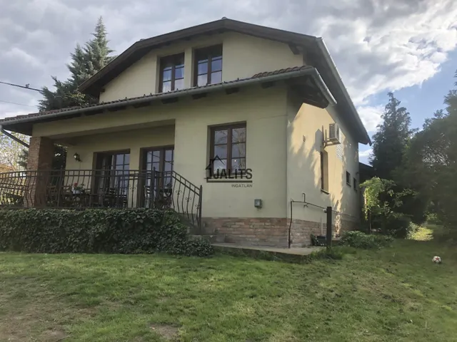 Eladó ház Érd 175 nm