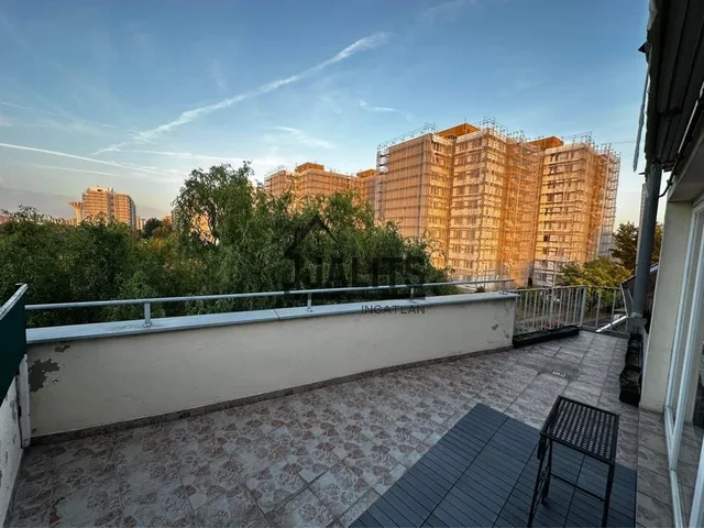 Eladó lakás Budapest XXI. kerület 90 nm