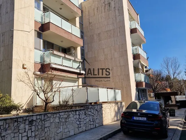 Kiadó lakás Budapest XI. kerület, Gellérthegy 75 nm