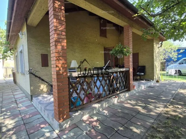 Eladó ház Halásztelek 195 nm