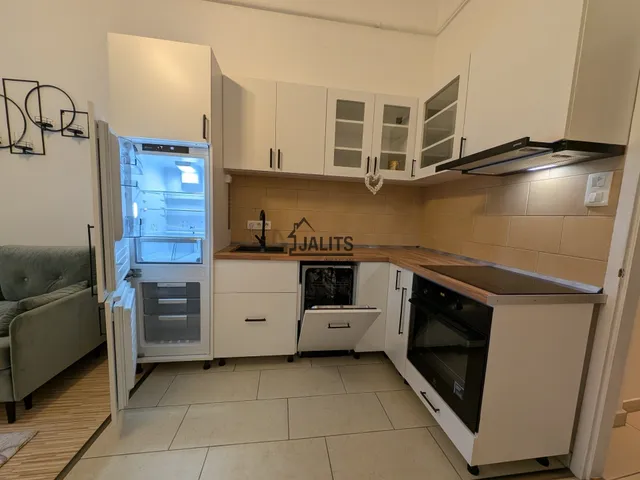 Kiadó lakás Budapest XII. kerület, Németvölgy 33 nm