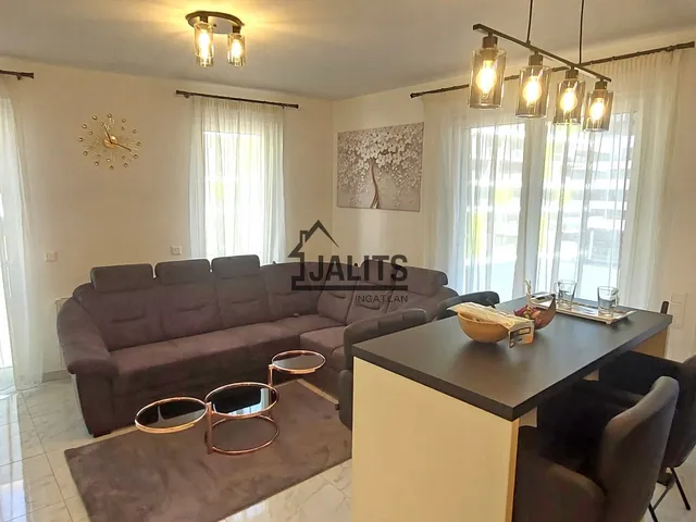 Kiadó lakás Budapest VIII. kerület, Palotanegyed 70 nm