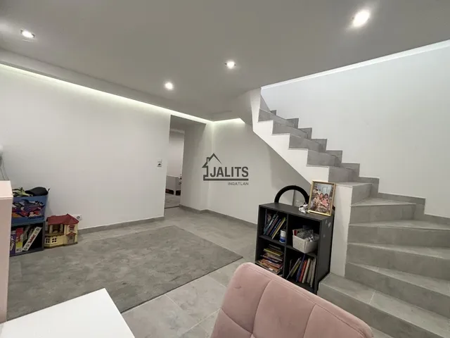 Kiadó lakás Budapest XI. kerület, Szentimreváros 92 nm