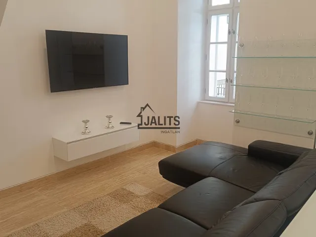Kiadó lakás Budapest V. kerület 76 nm