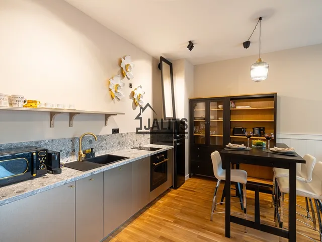 Kiadó lakás Budapest VII. kerület, Akácfa utca 45 nm