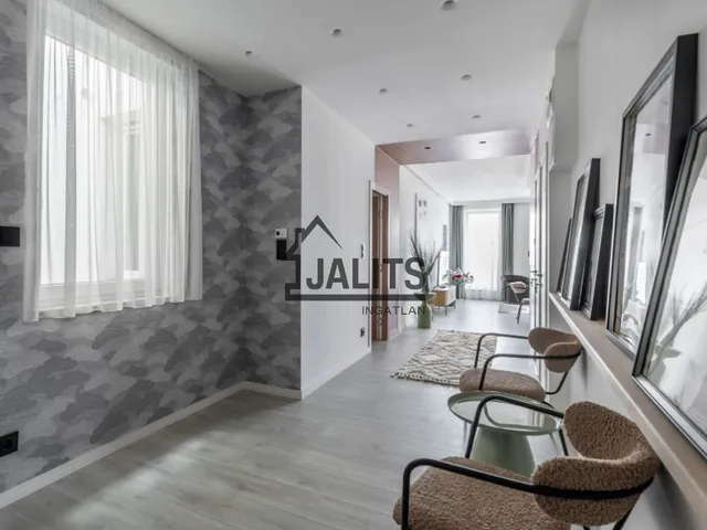 Kiadó lakás Budapest VII. kerület, Akácfa utca 85 nm
