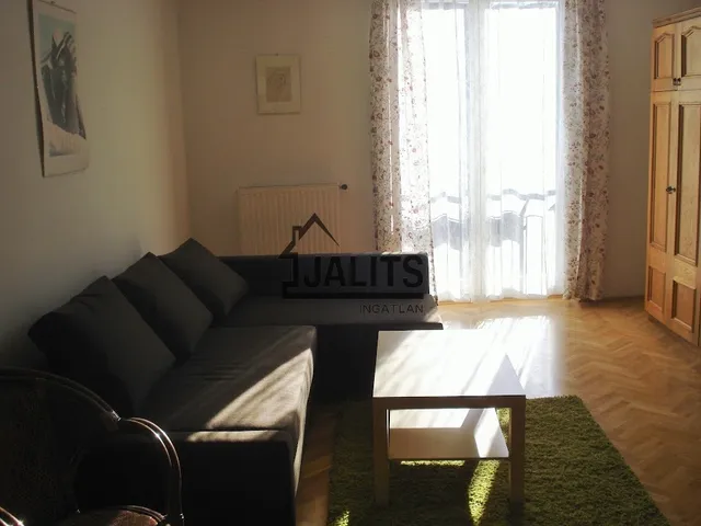 Kiadó lakás Budapest VII. kerület, Rózsák tere 60 nm