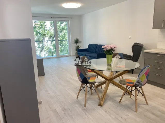 Kiadó lakás Budapest XIII. kerület, Csángó utca 70 nm