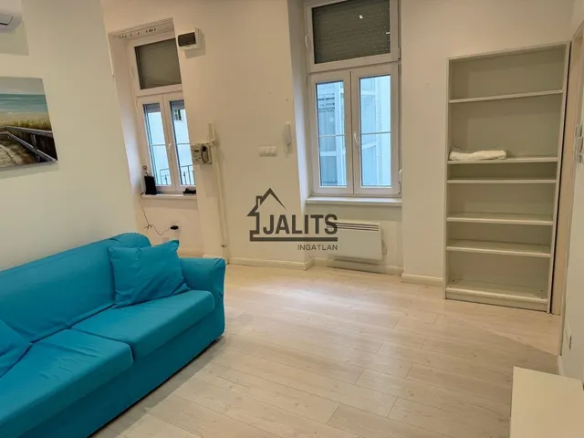 Kiadó lakás Budapest VI. kerület, Paulay Ede utca 42 nm