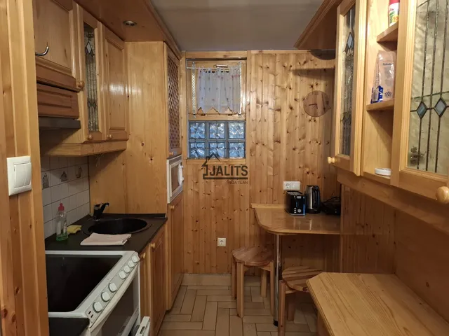 Kiadó lakás Budapest VI. kerület, Rózsa utca 55 nm