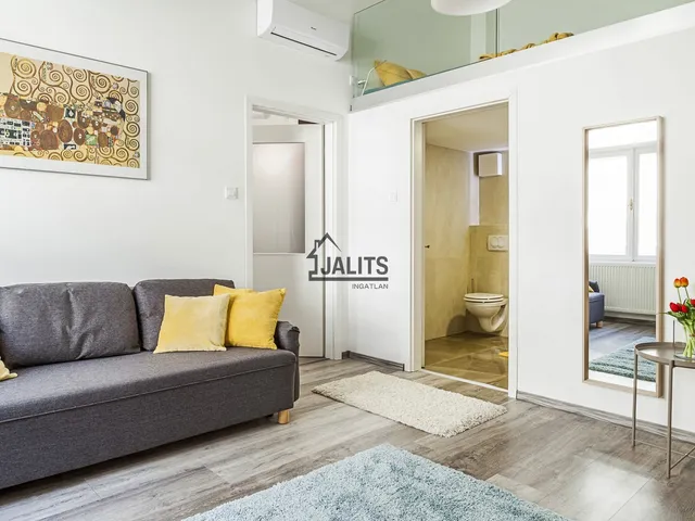 Kiadó lakás Budapest V. kerület, Kossuth Lajos utca 75 nm