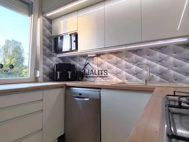 Eladó lakás Budapest XVI. kerület 80 nm