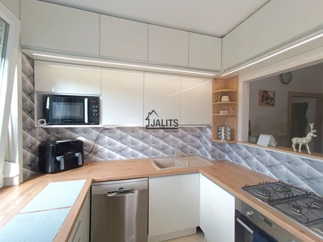 Eladó lakás Budapest XVI. kerület, Rákospalotai határút 80 nm