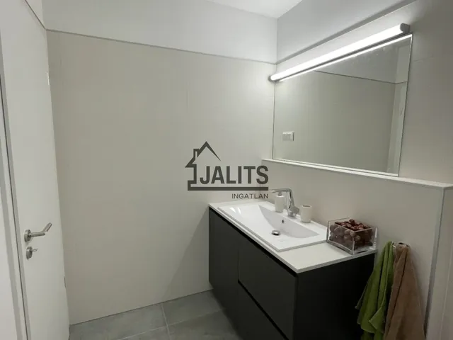 Kiadó lakás Budapest III. kerület, Szent István utca 70 nm