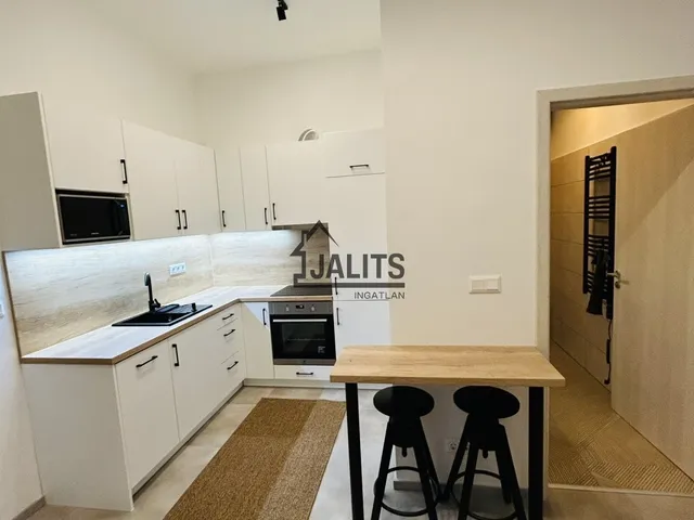 Kiadó lakás Budapest XII. kerület, Németvölgy 45 nm