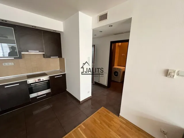 Kiadó lakás Budapest VI. kerület, Ó utca 62 nm