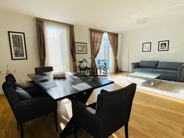 Kiadó lakás Budapest V. kerület, Dorottya utca 140 nm