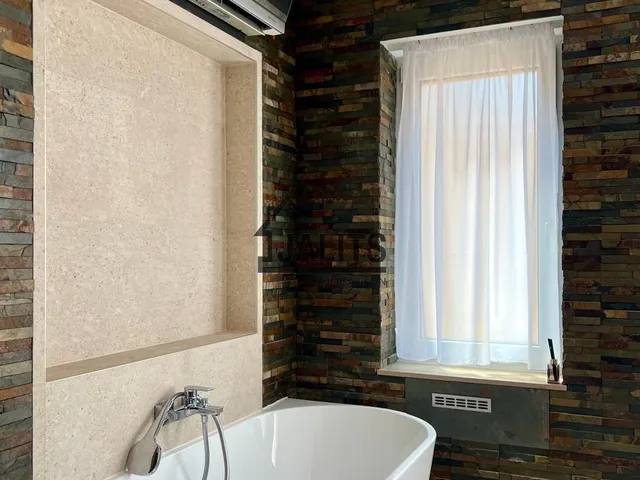 Kiadó lakás Budapest V. kerület, Falk Miksa utca 100 nm