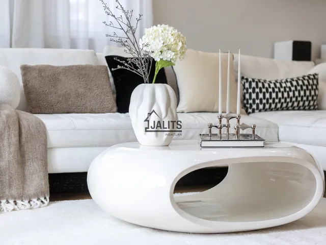 Kiadó lakás Budapest XI. kerület, Hosszúrét, Rétalja lejtő 123 nm