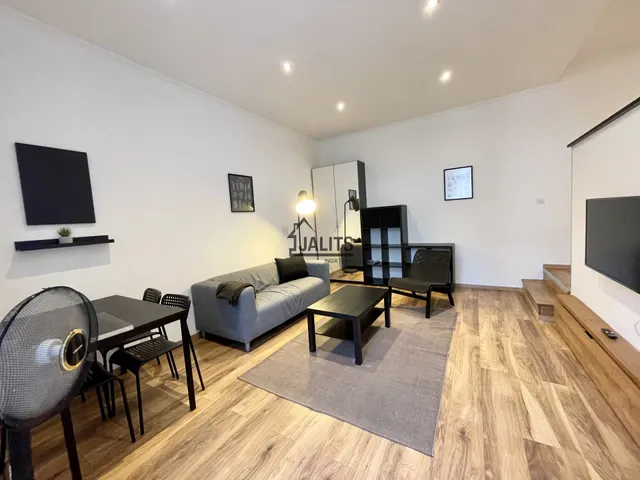 Kiadó lakás Budapest V. kerület, Október 6. utca 40 nm