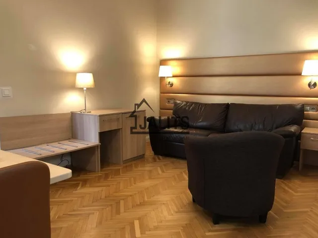 Kiadó lakás Budapest VII. kerület, Dohány utca 40 nm