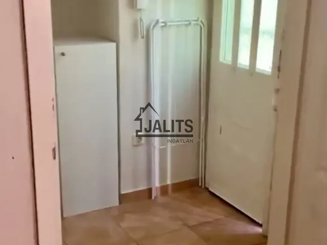 Kiadó lakás Budapest VI. kerület, Jókai tér 31 nm