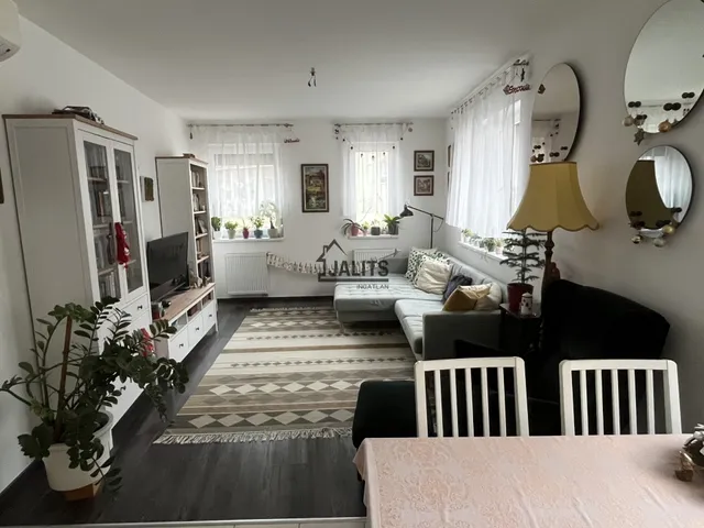 Kiadó lakás Budapest IV. kerület, Károlyi István utca 65 nm