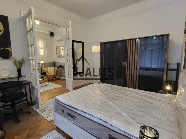 Kiadó lakás Budapest V. kerület, Váci utca 50 nm