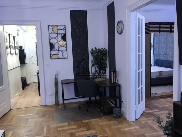 Kiadó lakás Budapest V. kerület, Belváros, Honvéd utca 60 nm