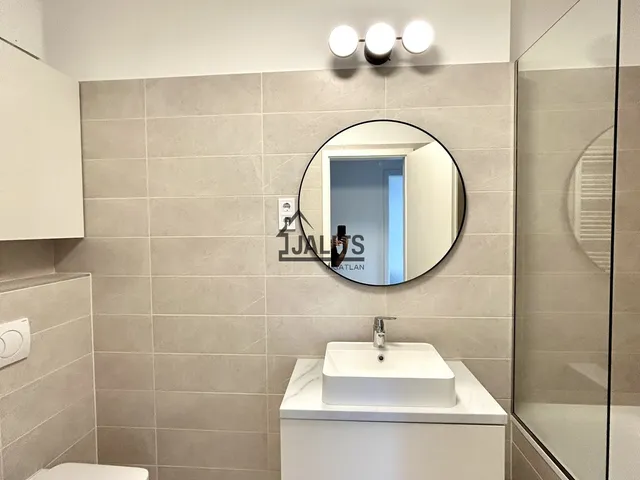 Kiadó lakás Budapest III. kerület, Folyamőr utca 42 nm