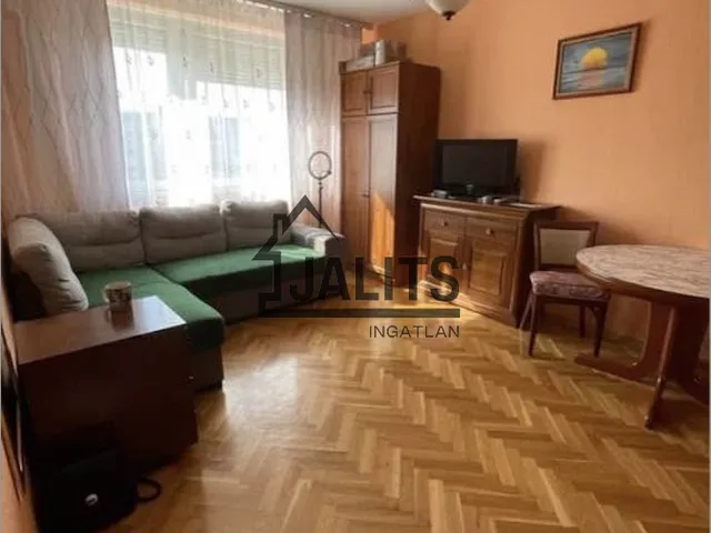 Kiadó lakás Budapest XIII. kerület, Béke tér 38 nm