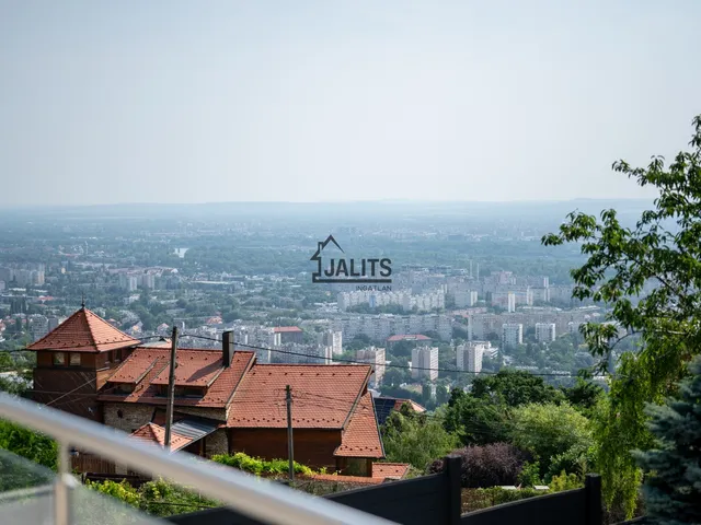 Kiadó ház Budapest III. kerület 180 nm