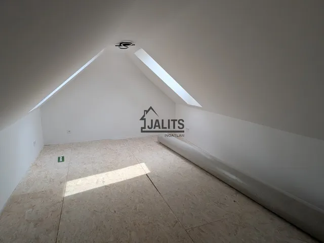 Kiadó lakás Budapest II. kerület, Máriaremetei út 100 nm