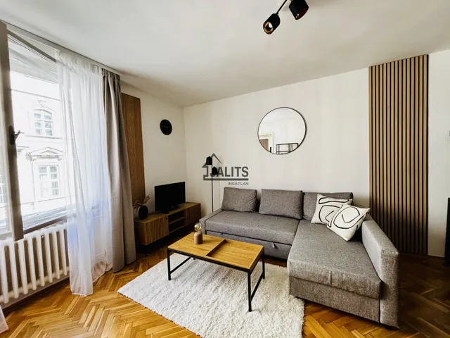 Kiadó lakás Budapest V. kerület, Belváros 42 nm