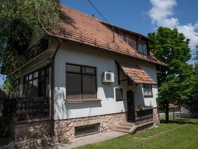 Eladó ház Bicske 170 nm