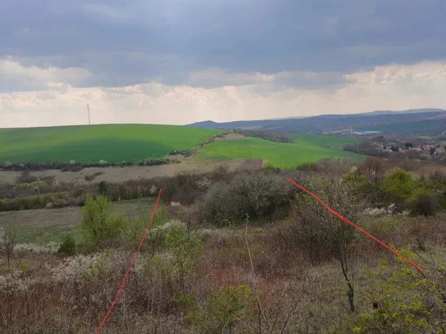 Eladó telek Úny 3971 nm