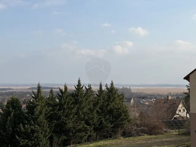 Eladó telek Pákozd 1100 nm