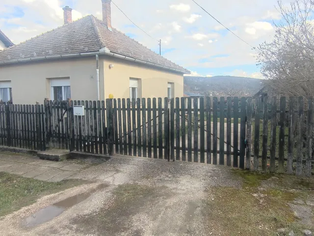 Eladó ház Biatorbágy 90 nm