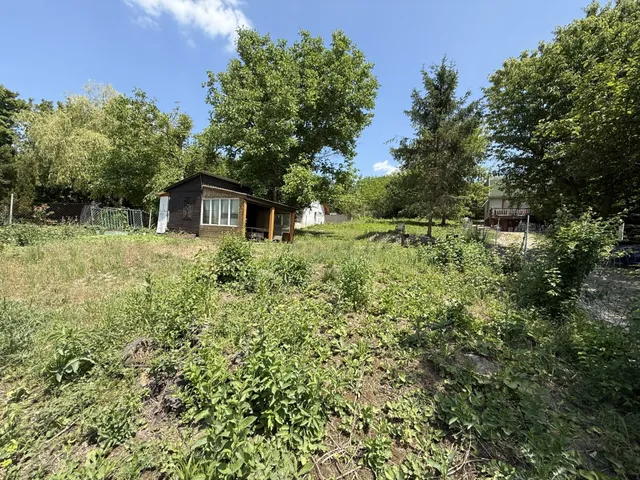 Eladó telek Etyek 800 nm