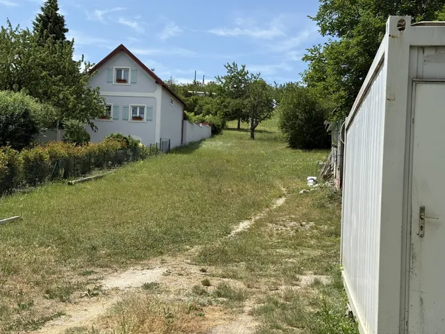 Eladó telek Etyek 2450 nm