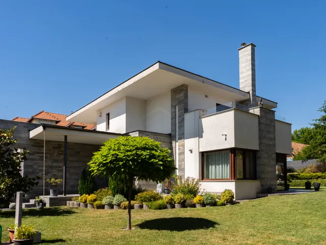 Eladó ház Bicske 270 nm